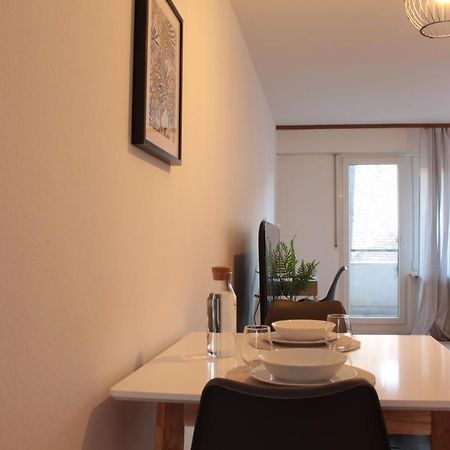Zentral. Stylisch. Balkon & Parkplatz. Netflix Apartment Holzgerlingen Luaran gambar