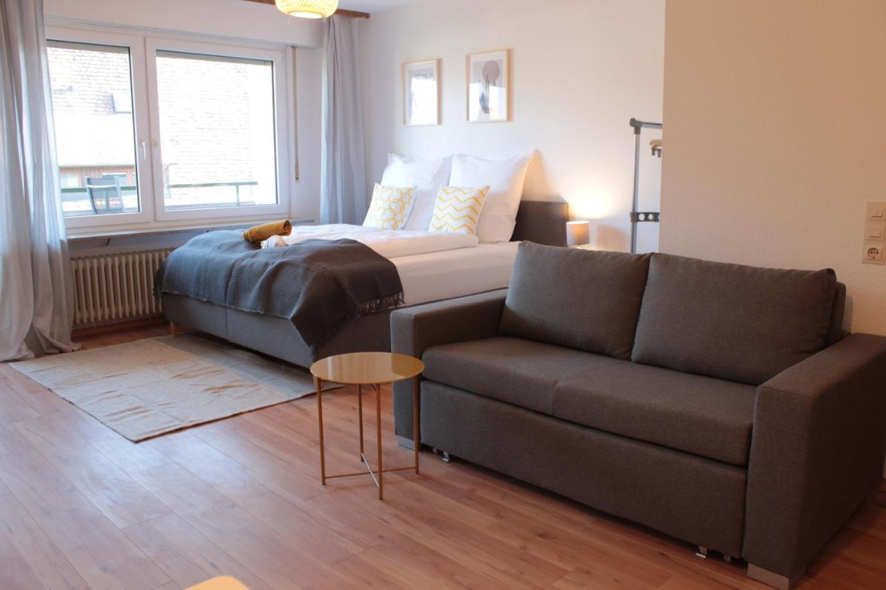 Zentral. Stylisch. Balkon & Parkplatz. Netflix Apartment Holzgerlingen Luaran gambar