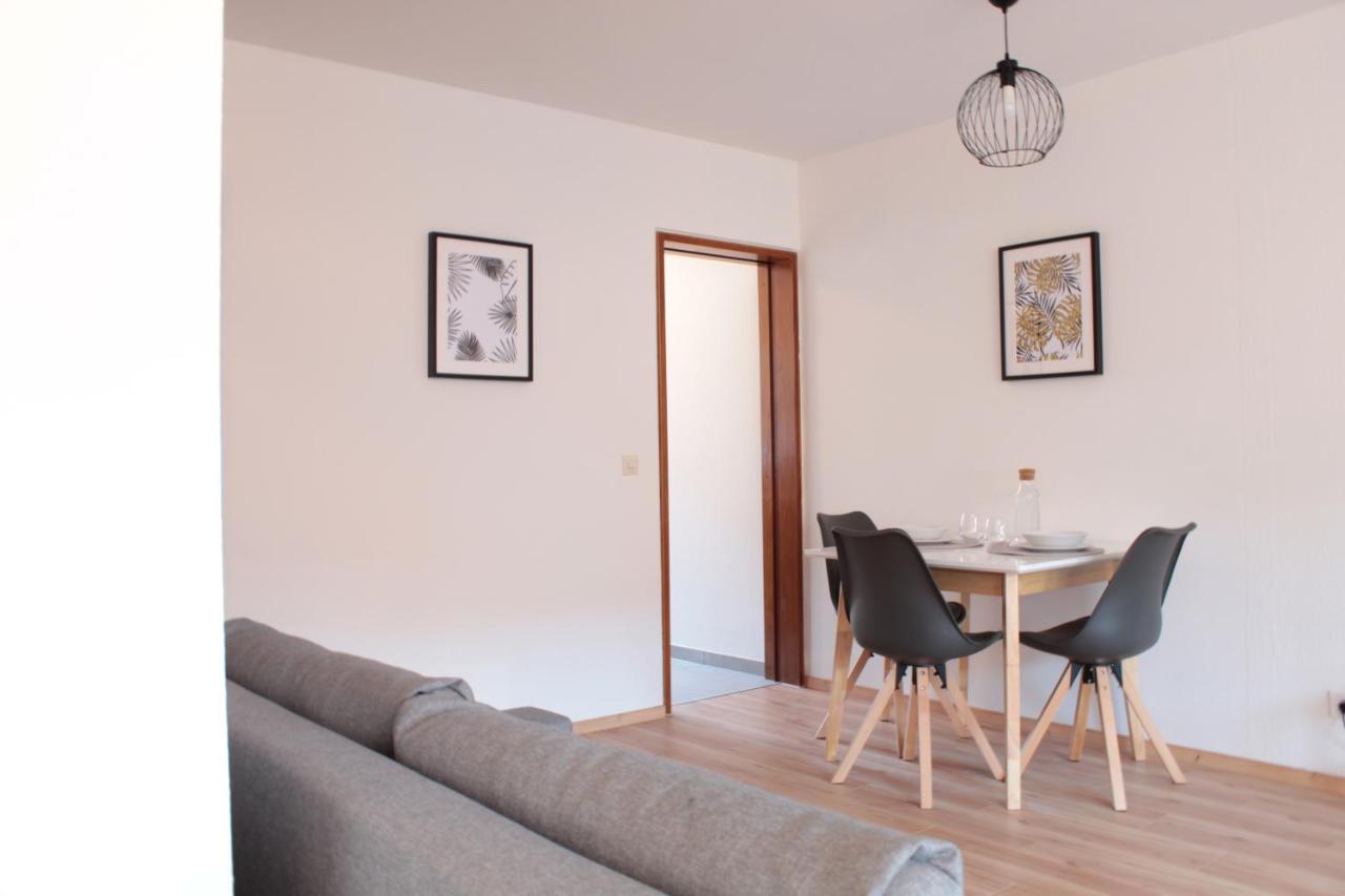 Zentral. Stylisch. Balkon & Parkplatz. Netflix Apartment Holzgerlingen Luaran gambar