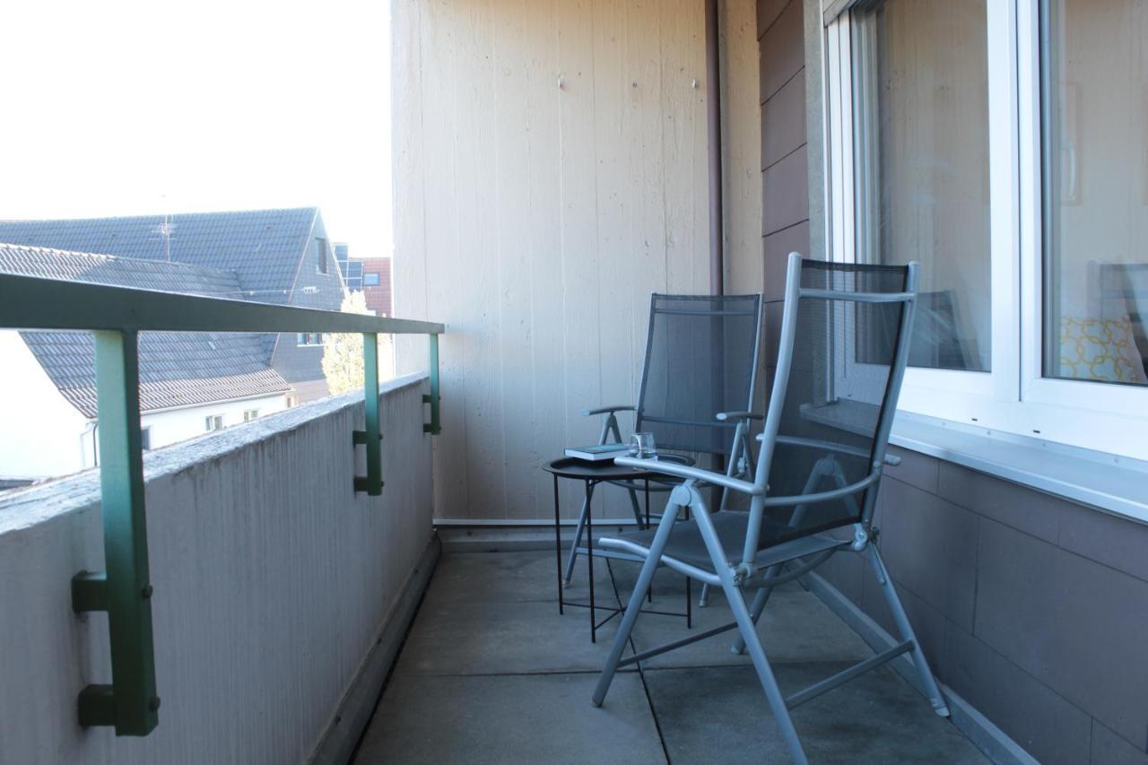 Zentral. Stylisch. Balkon & Parkplatz. Netflix Apartment Holzgerlingen Luaran gambar
