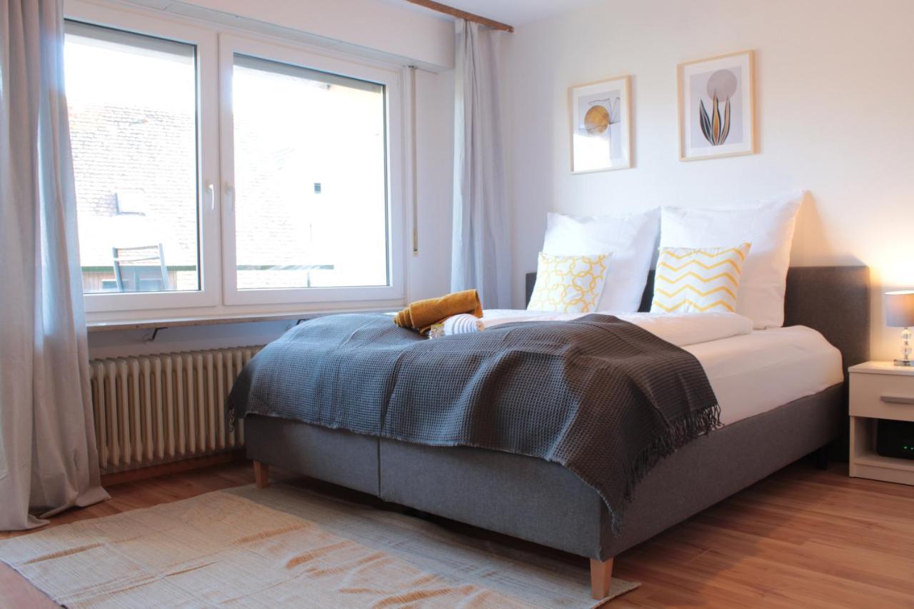 Zentral. Stylisch. Balkon & Parkplatz. Netflix Apartment Holzgerlingen Luaran gambar